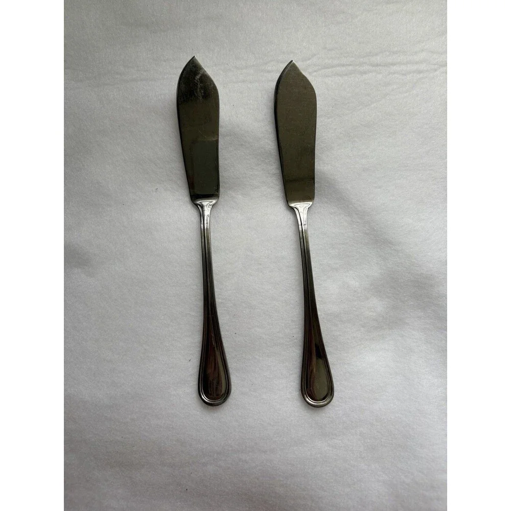 Wallace Stainless WAS 225 pattern Master Butter Knife Glossy Outline China Two
